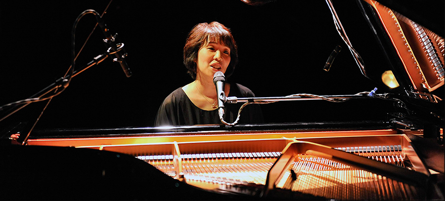 浜田真理子アーティスト写真